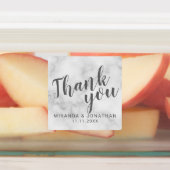 Marmer Modern Script Wedding Favor Dank je Labels (Aangebracht)