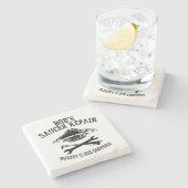 marmer onderzetter met Bob's Saucer Repair logo (Zijkant)