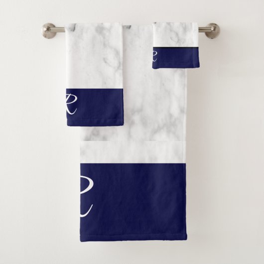 Marmer Style Navy Blue Monogram Initiaal Bathroom Bad Handdoek (Insitu)