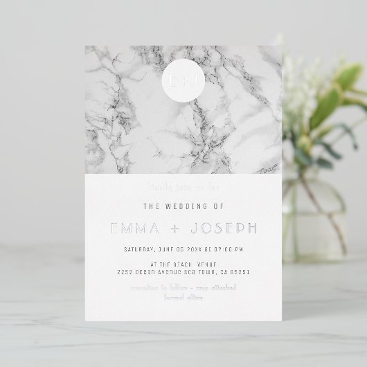Marmeren Moderne Eenvoudige Huwelijk Zilveren Foli Folie Uitnodiging (Staand Voorkant)