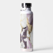 Marmeren textuur achtergrond met een luxe waterfles (Rechts)