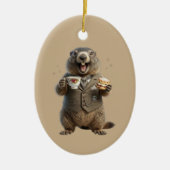 Marmot die thee drinkt keramisch ornament (Voorkant)