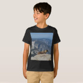 Marmot kijkt half koepel van wolkenrust over - Yo T-shirt (Voorkant volledig)