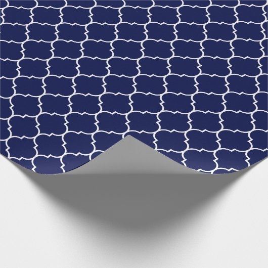 Marokkaans Quatrefoil wit op Navy Blue Cadeaupapier (Hoek)