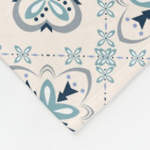 Marokkaanse sierblauwe crème etnisch gesticht in O Fleece Deken (Hoek)