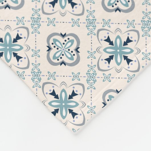 Marokkaanse sierblauwe crème etnisch gesticht in O Fleece Deken (Hoek)