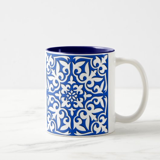 Marokkaanse tegels - kobalt blauw en wit tweekleurige koffiemok (Rechts)