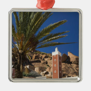 MAROKKO, Anti Atlas, TAFRAOUTE Gebied: ADAI, Rood Metalen Ornament