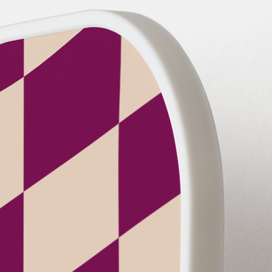 Maroon and beige checkerboard pattern pickleball paddle (Links Detail)