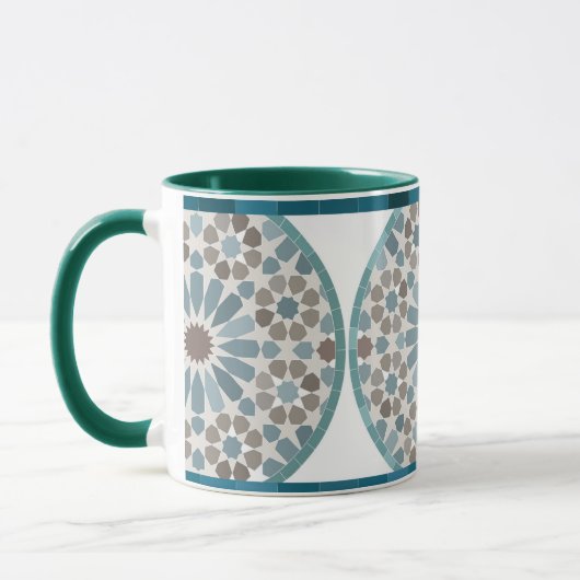 Maroon and Green Geometric Pattern Mug Mok (Links)