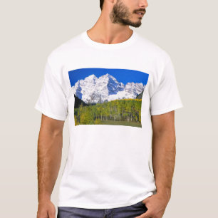Maroon Bells met herfst espenbos. T-shirt