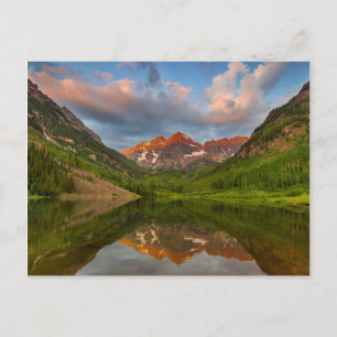 Maroon Bells Weerspiegelen in Rustige Maroon Lake Briefkaart
