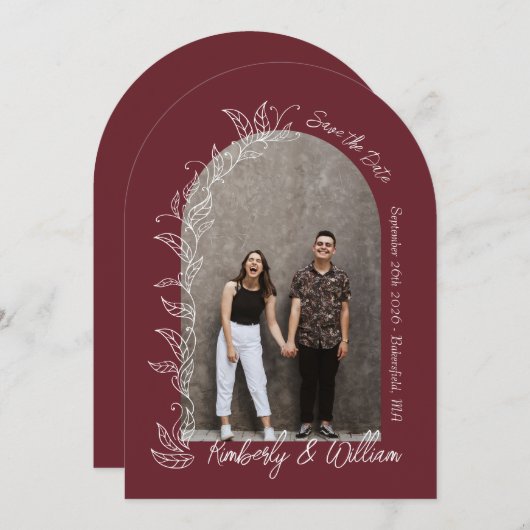 Maroon Berry Botanical Leaves Arch Bewaar de datum Kaart (Voorkant / Achterkant)