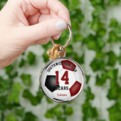 Maroon Black Team Kleuren Voetbal Atleet Geschenke Sleutelhanger (Hand)