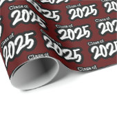 Maroon Bold Brush Klasse van 2025 Wrapping Paper Cadeaupapier (Rol Hoek)