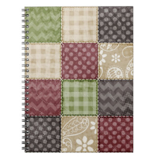 Maroon, Bruin, Tan, & Groene Quilt look Notitieboek