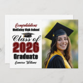 Maroon Class of 2026 Graduate Photo Graduation Aankondiging (Voorkant / Achterkant)