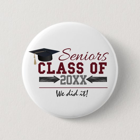 Maroon en Gray Typography Afstuderen Button (Voorkant)