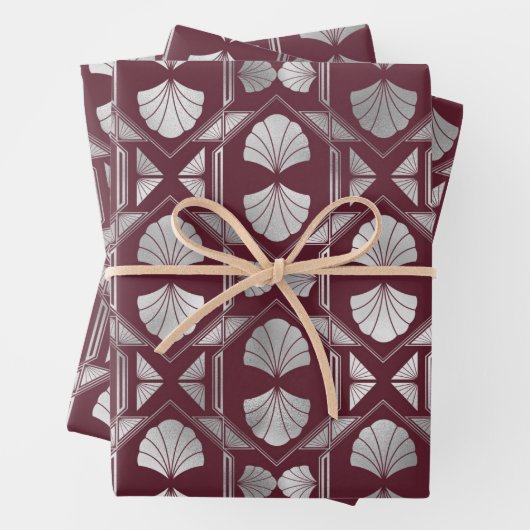 Maroon- en Silver Art Deco Shell Pattern Inpakpapier Vel (In situ)