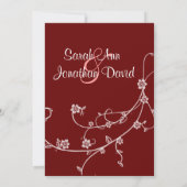 Maroon en White Floral Swirl Wedding Invitation Kaart (Achterkant)