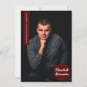 Maroon Geometric Afstuderen Foto Uitnodiging (Voorkant)