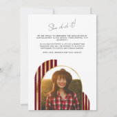 Maroon Gold Arch Foto Afstuderen Aankondiging (Achterkant)