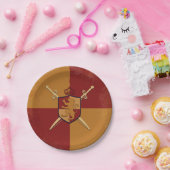Maroon & Gold Royal Knight Griffin Shield Party Papieren Bordje (Feest)