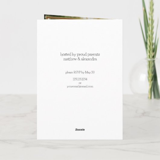 Maroon Graduation Cap Cowboy Boot Arrangement (Achterkant)