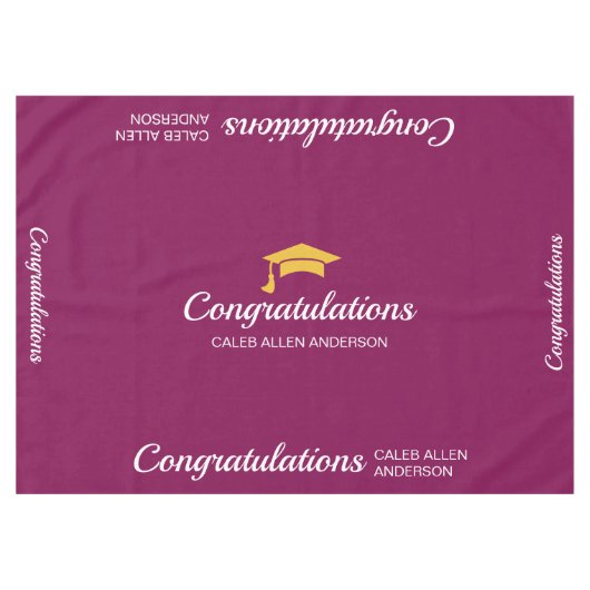 Maroon Graduation Cap tafelkleed (Voorkant (Horizontaal))