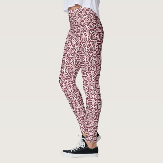 Maroon met wit haakpatroon leggings (Links)