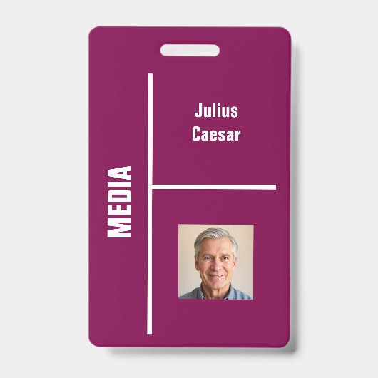 Maroon Minimal Media Event ID Badge wordt: (Voorzijde)