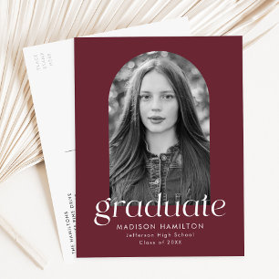Maroon   Modern Minimalist Photo Graduation Party Uitnodiging Briefkaart