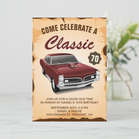  maroon Red Car Classic Birthday Uitnodiging (Staand voorkant)