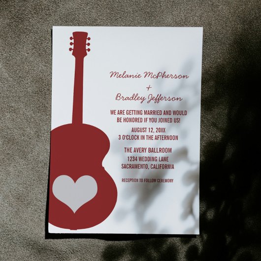 Maroon Red Guitar Heart Wedding Uitnodigen Kaart