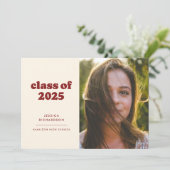 Maroon Retro Eenvoud Foto Afstuderen Aankondiging (Staand voorkant)