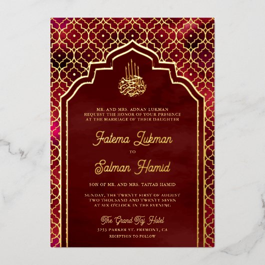 Maroon Rode Marokkaanse Arch Moslim Bruiloft Goud Folie Uitnodiging (Voorkant)