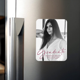 Maroon Script Afstuderen Aankondiging Foto Magneet