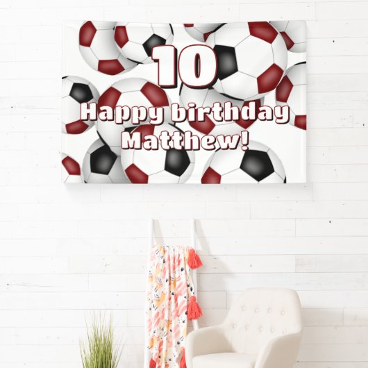 Maroon Voetbal Jongens Meisjes Verjaardagsfeest Spandoek (Insitu)