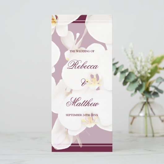 Maroon wijn en witte orchidee huwelijksprogramma programmakaart (Staand voorkant)