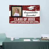 Maroon Wit Aangepaste Foto Afstuderen Teken Spandoek (Beurs)