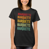 Marquette County Wisconsin Rainbow Text T-shirt (Voorkant)
