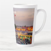 Marrakesh, Marokko - Jemaa el Fnaa plein groot Latte Mok (Rechts)