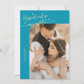 Married and Grateful Wedding Photo Aqua Blue Bedankkaart (Voorkant)