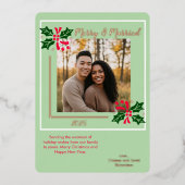 Married and Merry Holly Foil Holiday Card Folie Feestdagenkaart (Voorkant)