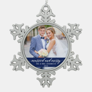Married and Merry Wedding Blue Tin Sneeuwvlok Ornament