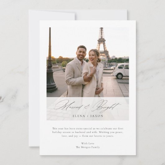Married & Bright Elegant Script Newlywed Photo Feestdagenkaart (Voorkant)