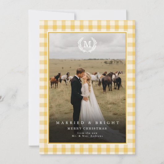 "Married & Bright" Gingham Monogram Crest 2 Photo Bedankkaart (Voorkant)