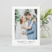 Married & Bright Holiday Wedding aangekondigd Kaart (Staand voorkant)