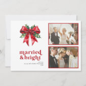Married & Bright Red Bow Holly Pas getrouwd 2 Foto Feestdagenkaart (Voorkant)