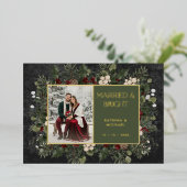Married & Bright Winter Berries & Pine Black Photo Folie Feestdagenkaart (Staand Voorkant)